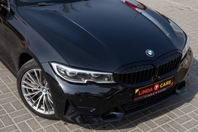 BMW 3 Series 330 2019