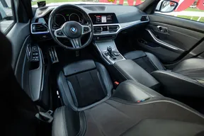 BMW 3 Series 320 2020