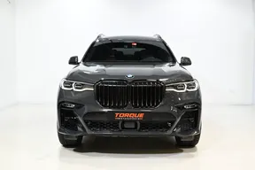 BMW X7 40 2022