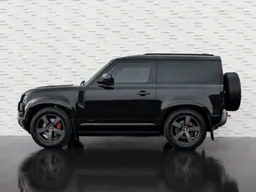 Land Rover Defender 110 2021