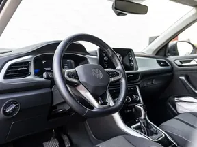 Volkswagen T-Roc 2024
