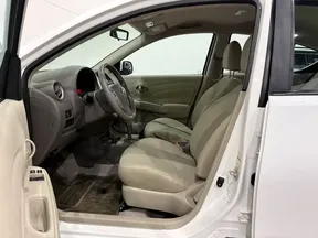 Nissan Sunny 2023