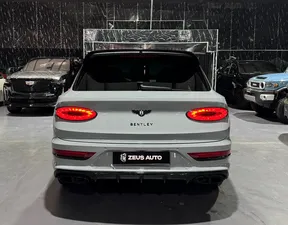 Bentley Bentayga 2021