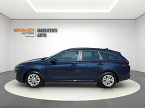 Hyundai i30 2025