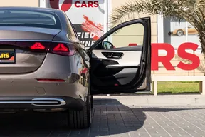 Mercedes-Benz E-Class 200 2024