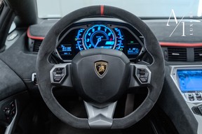 Lamborghini Aventador 2014