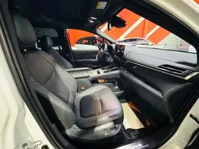 Toyota Sienna / Granvia 2025