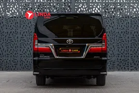 Toyota Granvia 2020