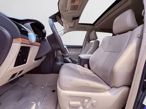 Toyota Land Cruiser Prado 2023