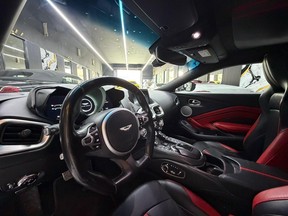 Aston Martin V8 Vantage 2019