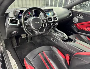 Aston Martin V8 Vantage 2019