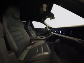 Porsche Taycan 2023