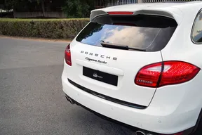 Porsche Cayenne Turbo 2011