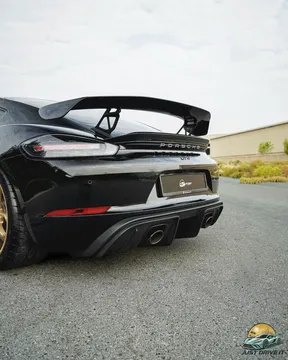 Porsche Cayman 718 GT4 2020