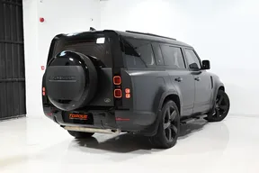 Land Rover Defender 130 2023
