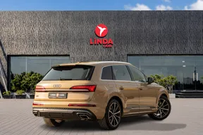 Audi Q7 2024
