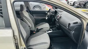 Kia Pegas 2021