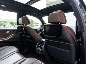 BMW X7 40 2020