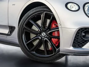 Bentley Continental GTC 2023