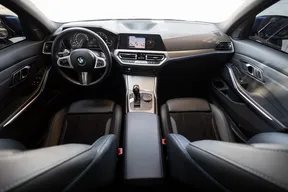 BMW 3 Series 330 2020