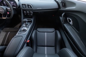 Audi R8 2016