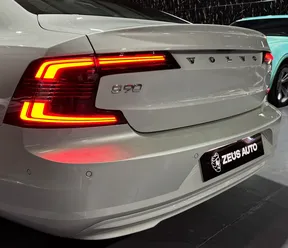 Volvo S90 2022