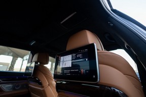 BMW 7 Series 750 2021