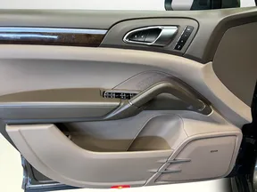 Porsche Cayenne 2013