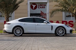 Porsche Panamera 2022