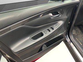 Hyundai Santa Fe 2023