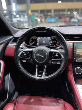 Jaguar F-Pace 2022