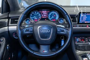 Audi S8 2009