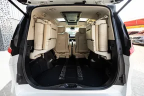Lexus LM 350h 2024