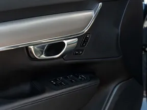 Volvo S90 2024