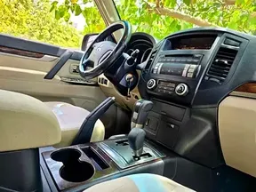 Mitsubishi Pajero / Shogun / Montero 2014