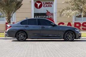 BMW 3 Series 330 2022