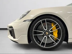 Porsche 911 Turbo S 2021