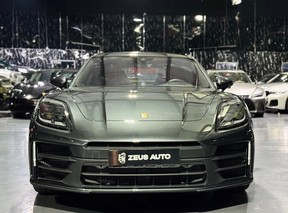 Porsche Panamera 4S E-Hybrid 2025