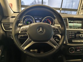 Mercedes-Benz M-Class 350 2013
