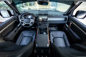 Land Rover Defender 90 2023