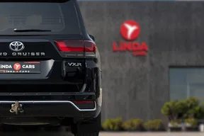 Toyota Land Cruiser 2023