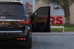 Infiniti QX80 2020