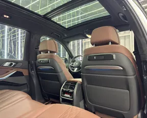 BMW X7 40 2025