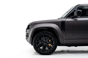 Land Rover Defender Octa 2026
