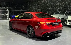 Alfa Romeo Giulia Quadrifoglio 2021
