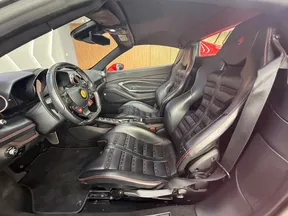 Ferrari F8 Spider 2023