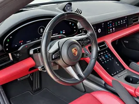 Porsche Taycan 4S 2024
