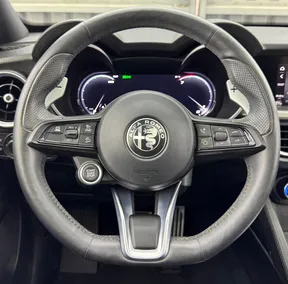 Alfa Romeo Stelvio 2024