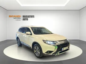 Mitsubishi Outlander / Airtek 2019