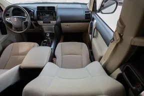 Toyota Land Cruiser Prado 2023